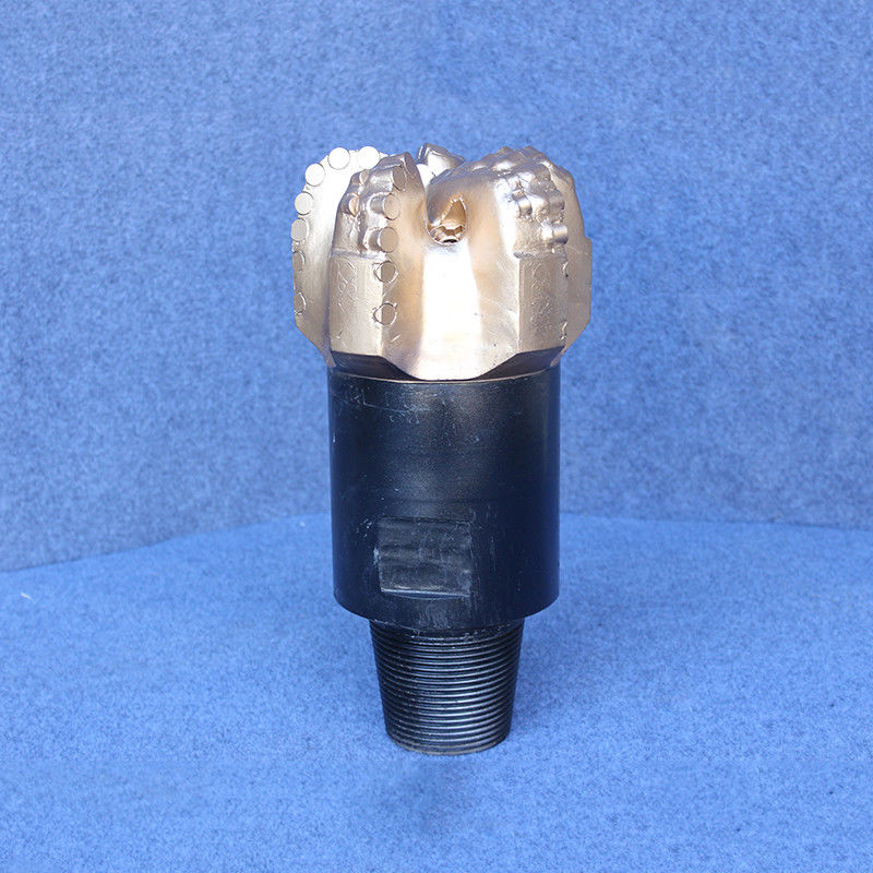 8 1/4 (209.6mm) Pengeboran Minyak PDC Pengeboran Bit Dengan Low Abrasiveness ISO9001