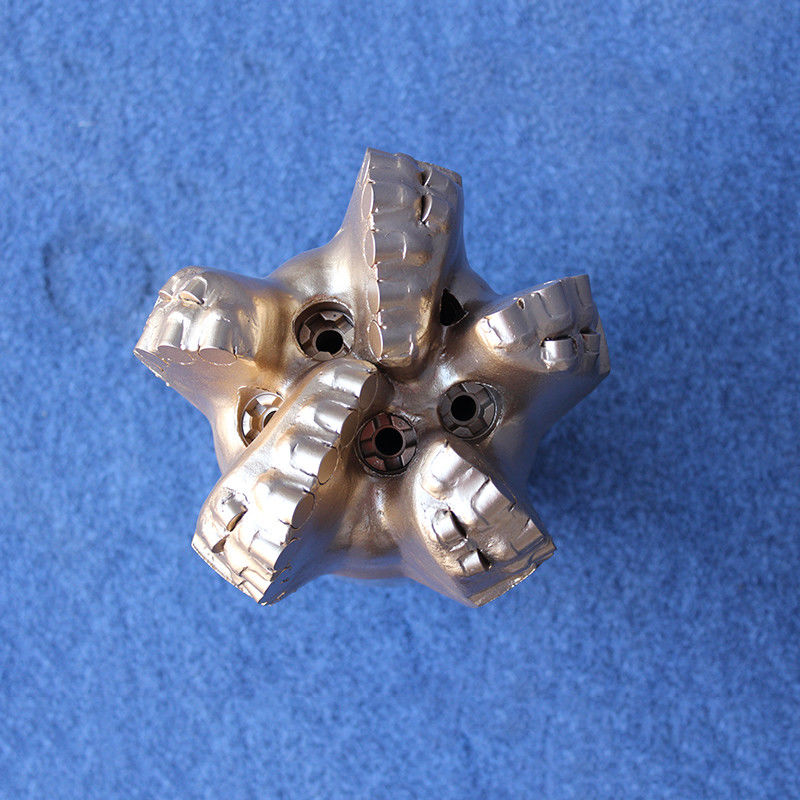 8 1/4 (209.6mm) Pengeboran Minyak PDC Pengeboran Bit Dengan Low Abrasiveness ISO9001