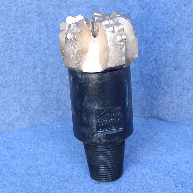 7 1/2 (190.5mm) 4 1/2API Koneksi PDC Bits Bor Bebas Efisiensi Pengeboran