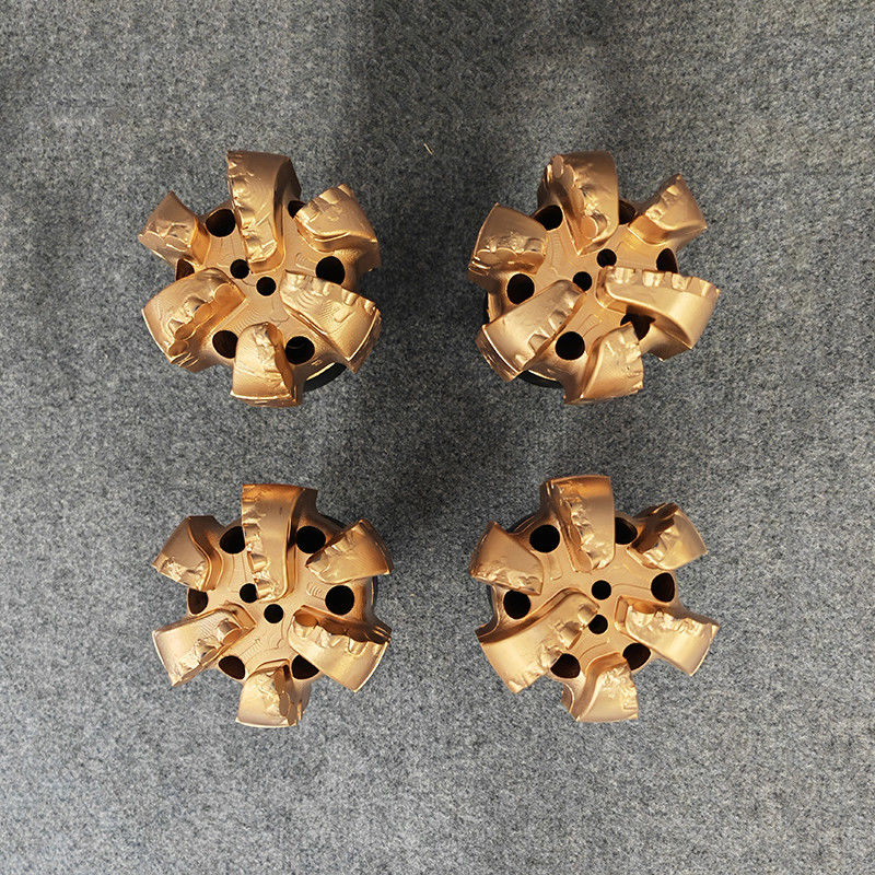 4 5/8 (117.5mm) 2 7/8 Koneksi API Air Well PDC Hole Cutter Badan baja tetap