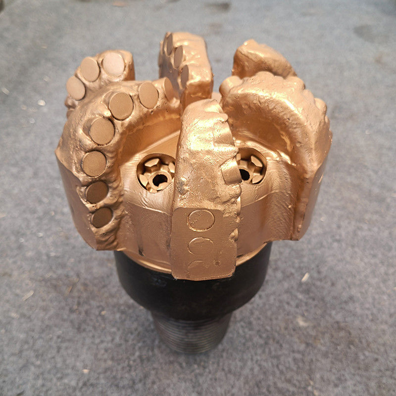 17 1/2 (444.5mm) Energi dan Pertambangan Air sumur PDC Bits 4 Tahun Baja Badan Gauge Struktur