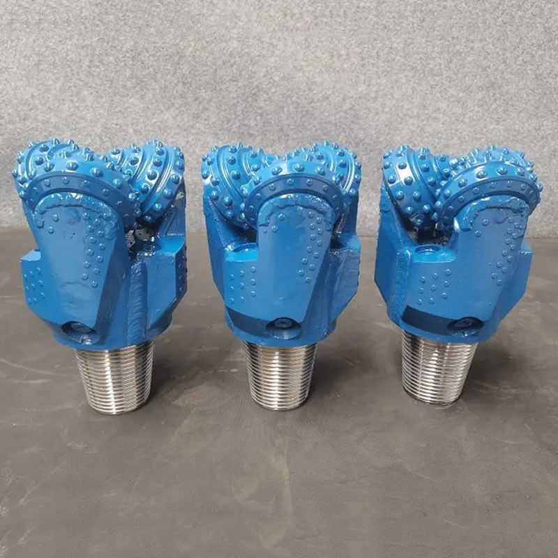 8 3/8 (212.7mm) Bahan baja karbon HDD Bor Bit Tricone Bor Bit Hex Shank