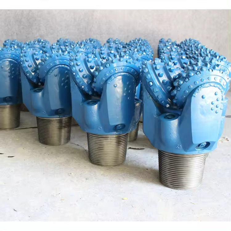Tricone Bit Berat 2-3/8 API Reg Thread Tricone Roller Bits Untuk Pengeboran Minyak