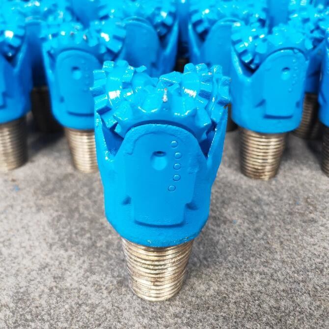 Heavy Duty Carbide Roller Cone Bits Untuk Precision Forging Low Noise Level Long Life
