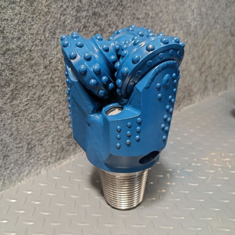 Low Noise Rubber Sealed Carbide Tricone Drill Bits untuk Pengeboran Berarah Horizontal dan Pertambangan