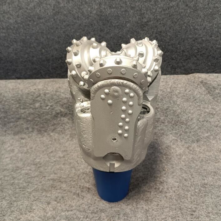 Long Life Span Low Noise Level 3 1/2 API Reg Tricone Drill Bits untuk Pengeboran Batu dan Kerikil