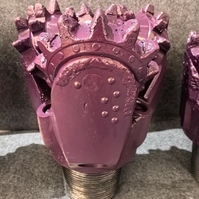 Tricone bit karbida TCI rock drill bit Tricone Drill Bits untuk pengeboran sumur