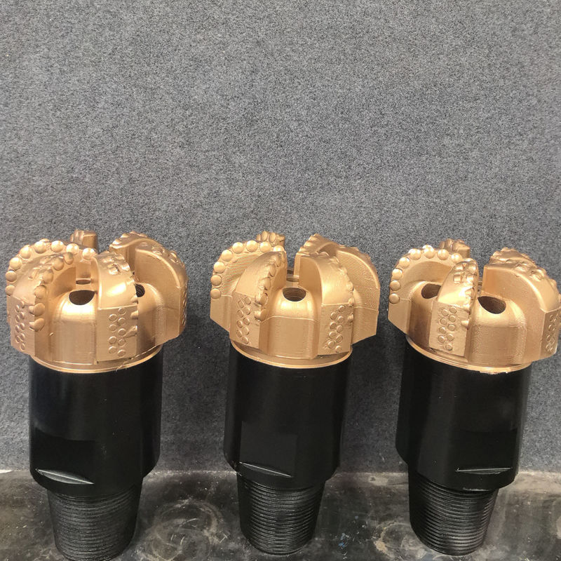Disesuaikan 200mm 6 bilah Air Well Pdc Bit Dengan Nozzle Dan Fixed Cutter Jenis Pemotongan