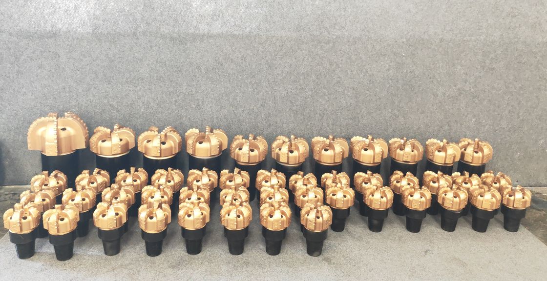 Hot Sale 152mm PDC Cutter Bit Drag Bits Core Drill Bit Untuk Pertambangan Untuk Bagian Mesin Pertambangan