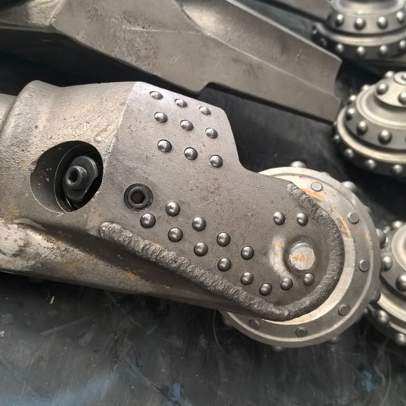 6.5 Komposit Tipe Segel Horisontal Pengeboran Arah Tricone Bit Segmen Made In China