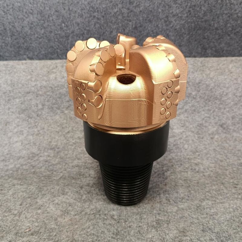 Diamond 98mm 3 Blade Pdc Arc Angle Drill Bit Untuk Air Well Tambang Batubara Pengeboran