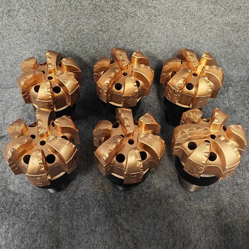5 78-6 Bits PDC Baja Alloy Untuk Formasi Lembut hingga Sedang Lembut Dengan Kinerja yang Ditingkatkan