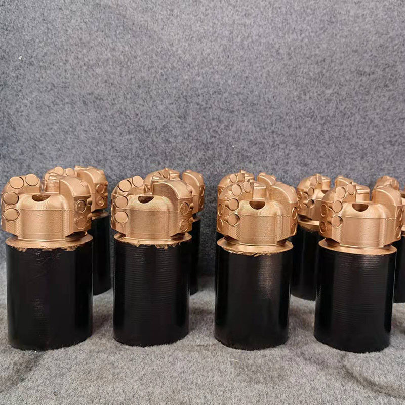 Pekerjaan Konstruksi PDC Pengeboran Bit Lembut Untuk Rangkaian Shale Medium Dengan Desain Low Abrasiveness Sesuai 98mm